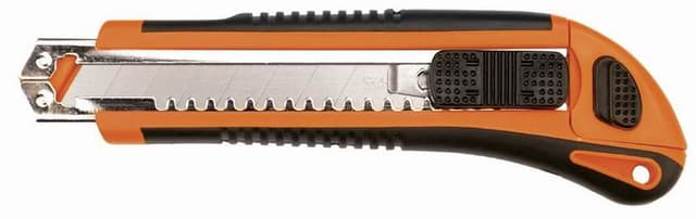 PVC KÉS TOPEX 17B168 18 MM FÉMBET.
